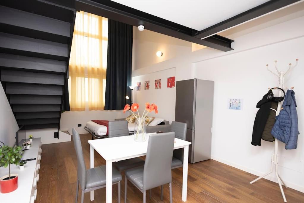 Darsena Charming Apartment By 101Flats Milano Esterno foto